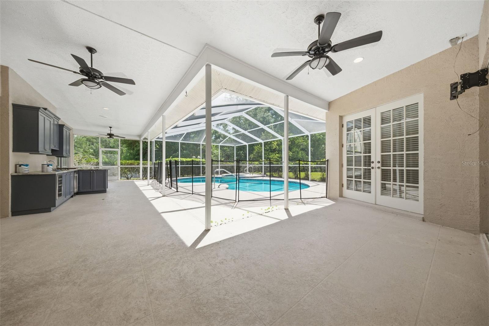 CHEVAL POLO & GOLF CL PHAS - Residential