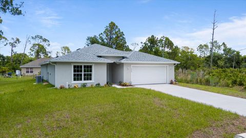 A home in NORTH PORT