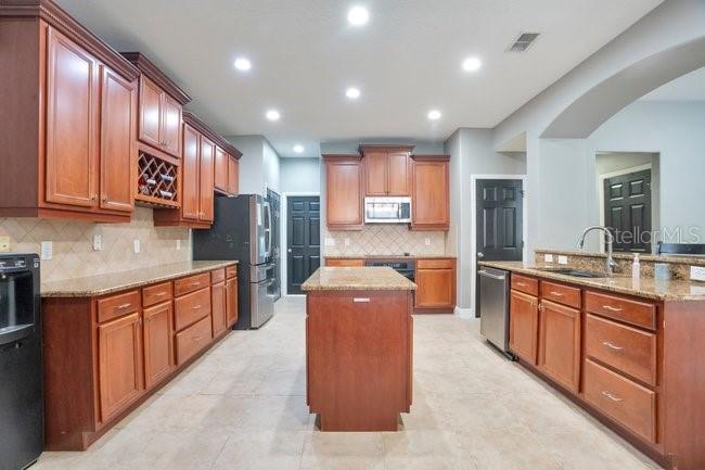 CLEAR LAKE ESTATES - Residential