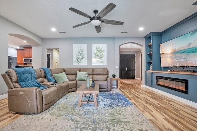 CLEAR LAKE ESTATES - Residential