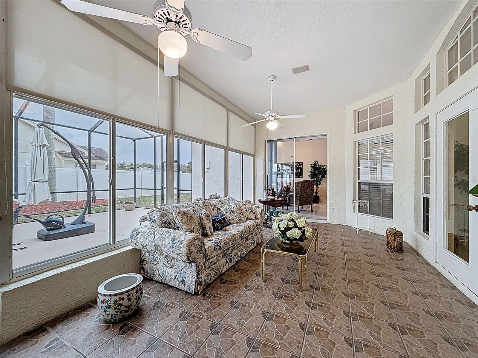 CYPRESS LAKES - Residential