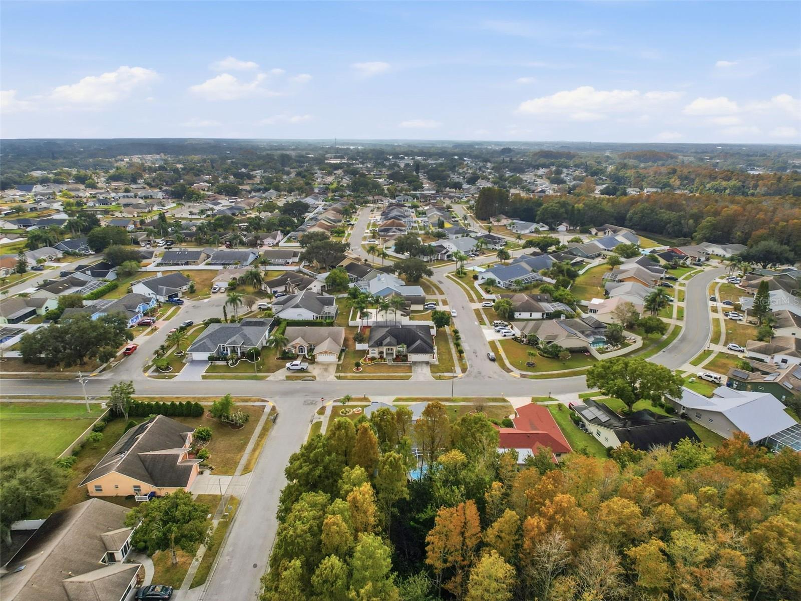 CYPRESS LAKES - Residential