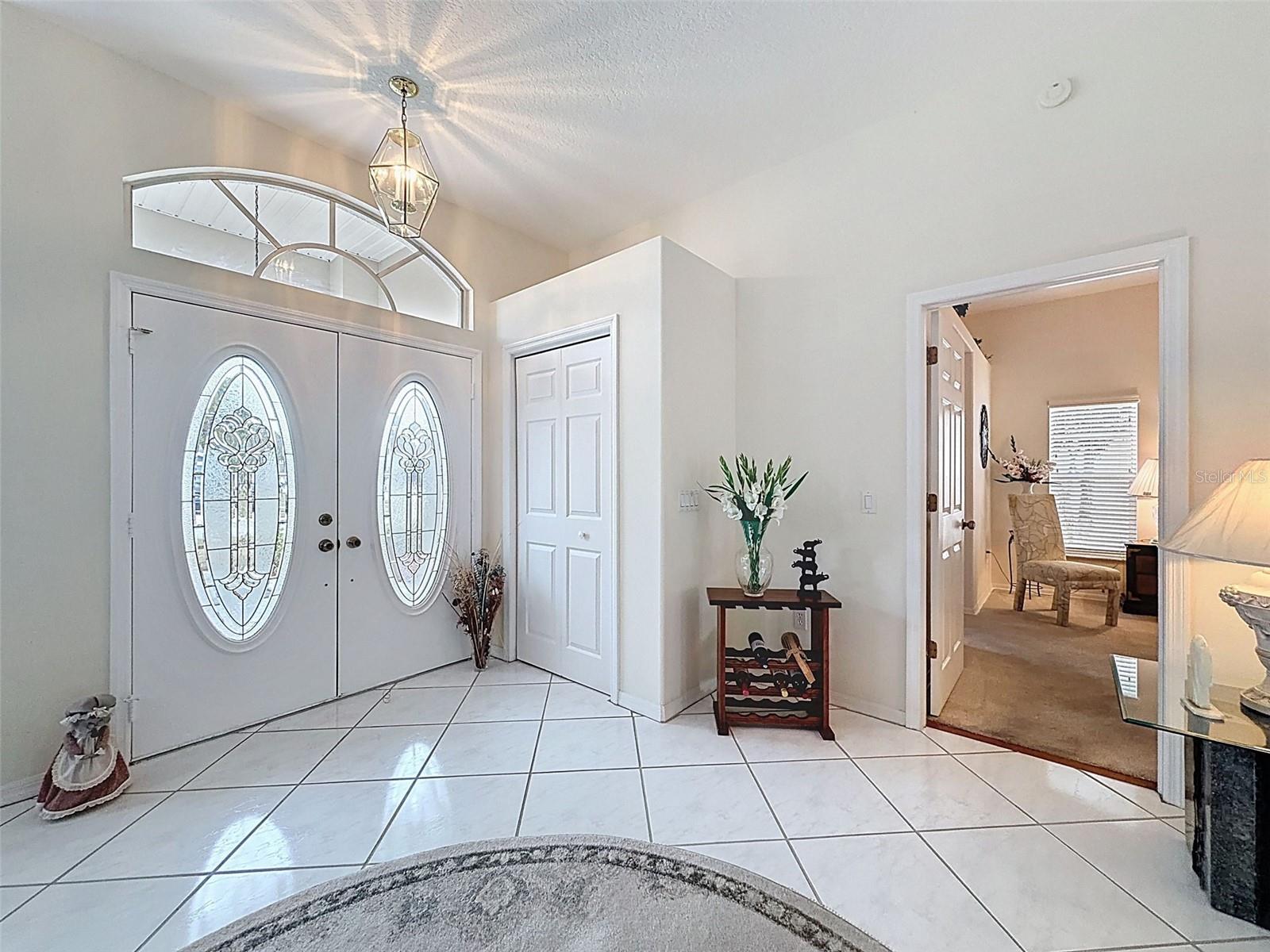 CYPRESS LAKES - Residential