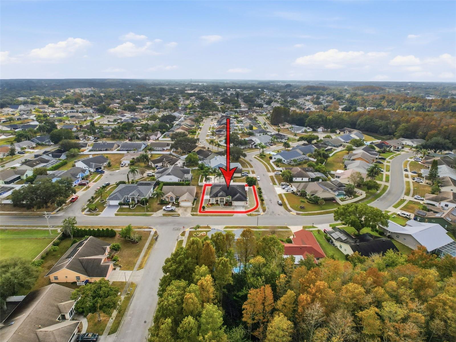 CYPRESS LAKES - Residential