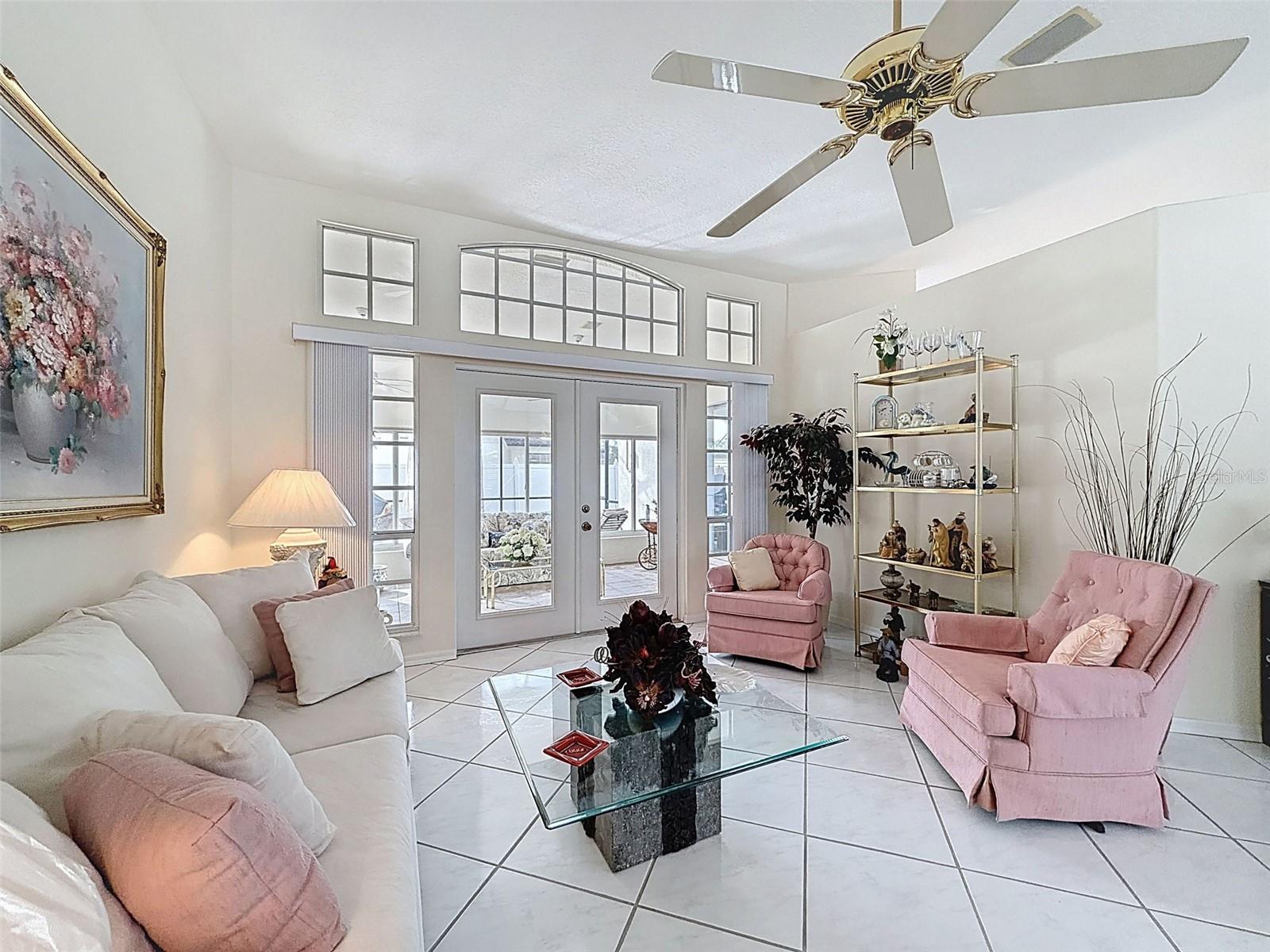 CYPRESS LAKES - Residential