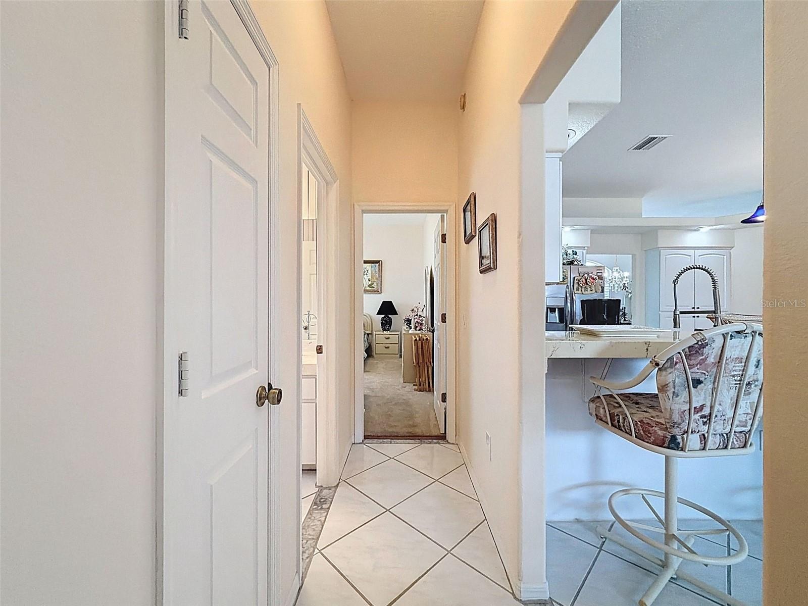 CYPRESS LAKES - Residential