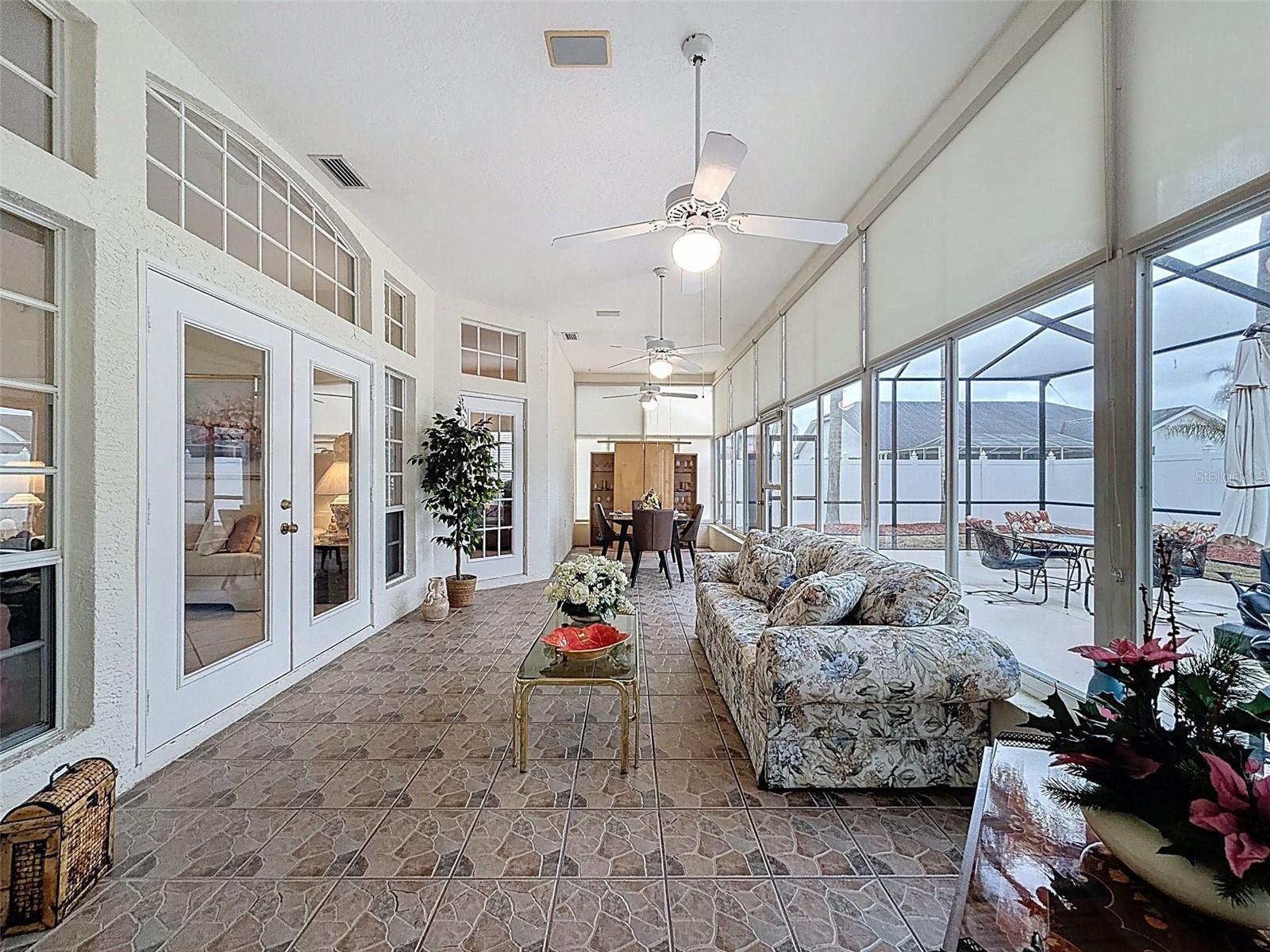 CYPRESS LAKES - Residential