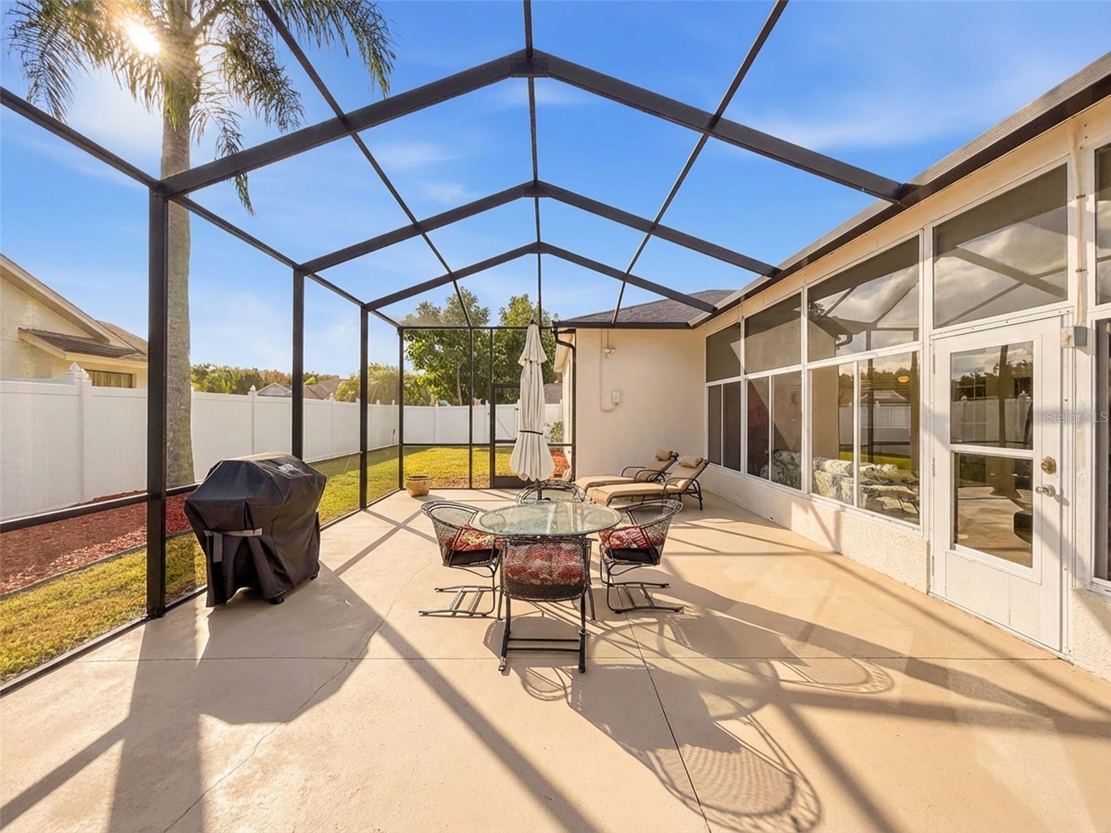 CYPRESS LAKES - Residential