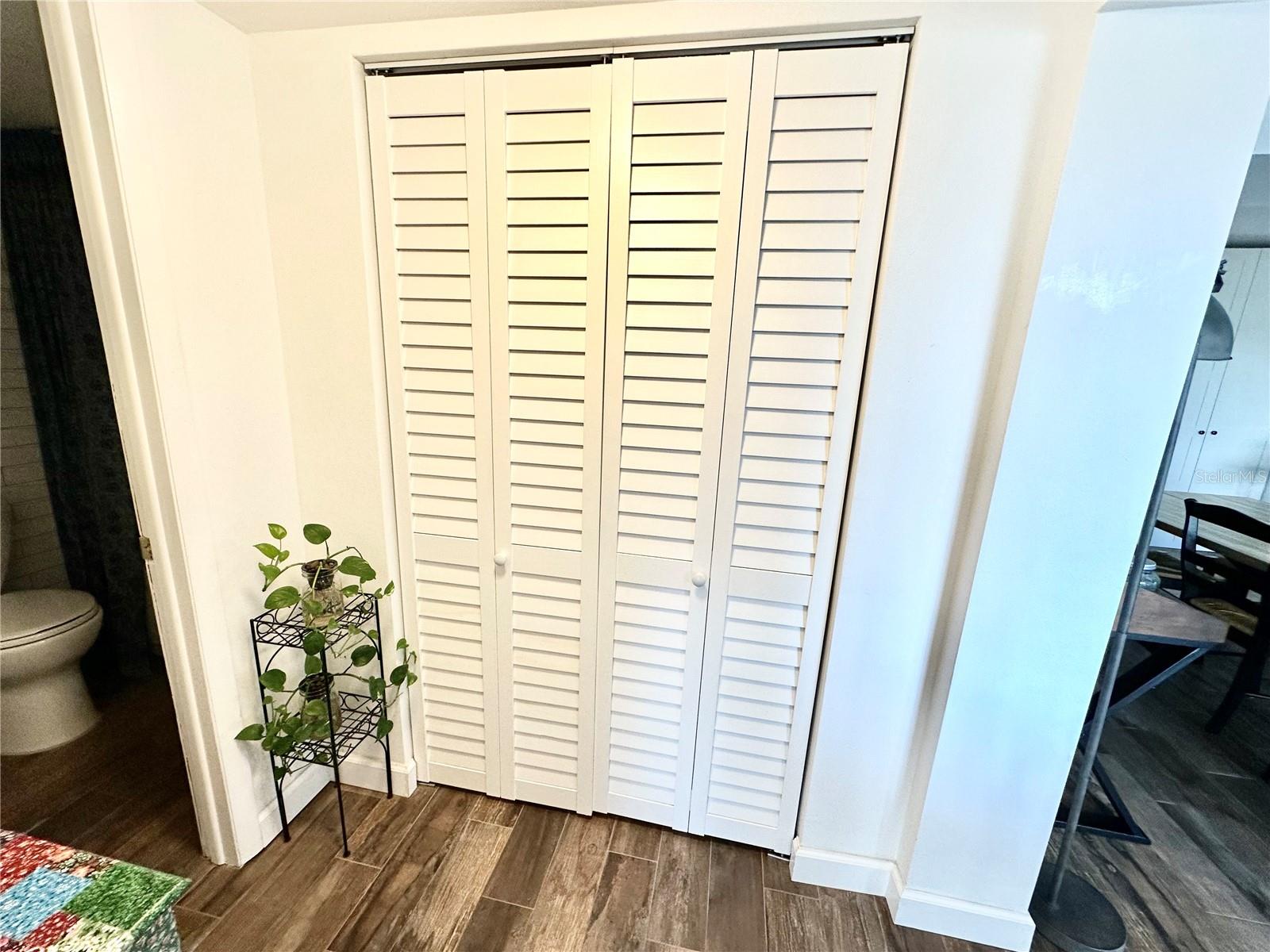 WAVERLY TOWERS CONDO - Residential