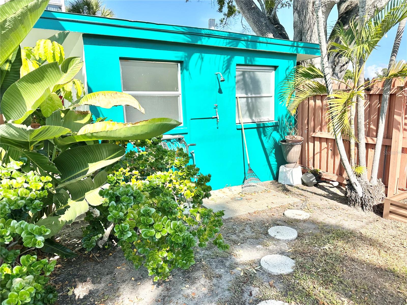 WAVERLY TOWERS CONDO - Residential