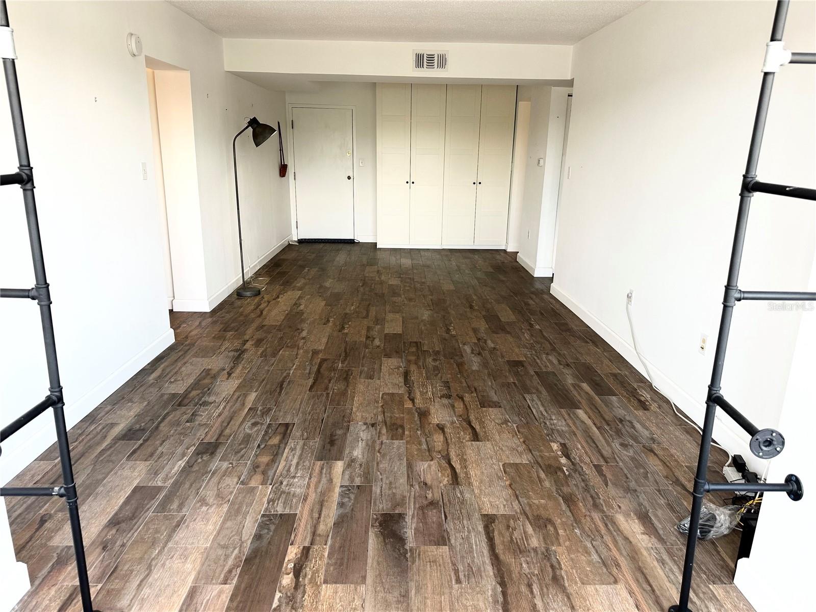 WAVERLY TOWERS CONDO - Residential