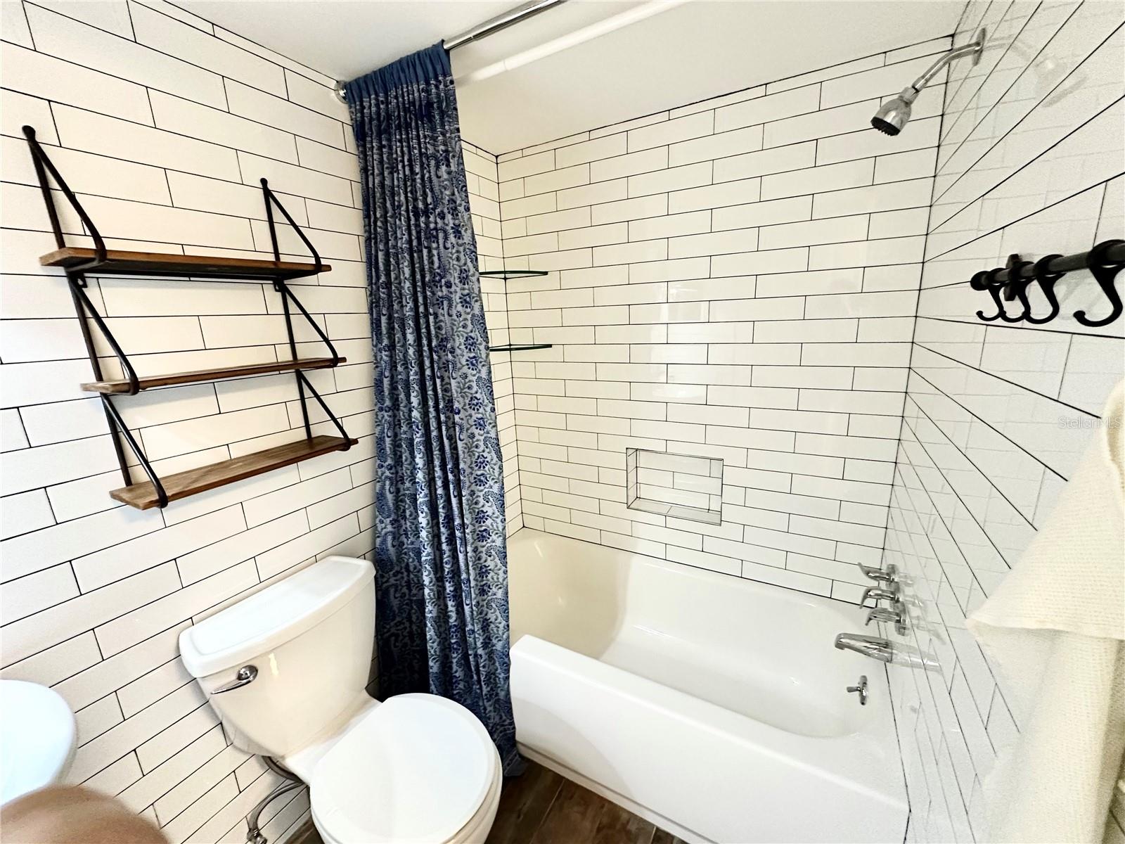 WAVERLY TOWERS CONDO - Residential