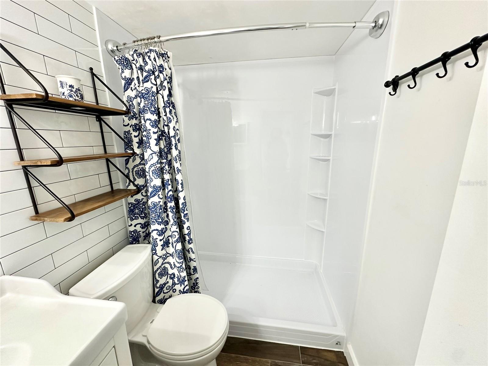 WAVERLY TOWERS CONDO - Residential