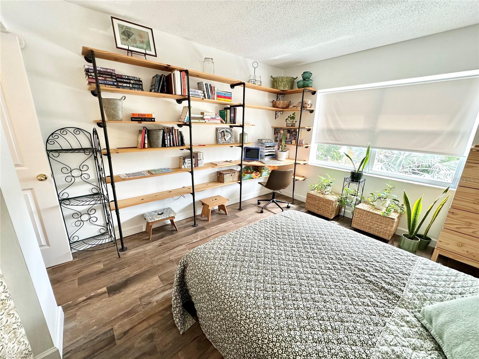 WAVERLY TOWERS CONDO - Residential