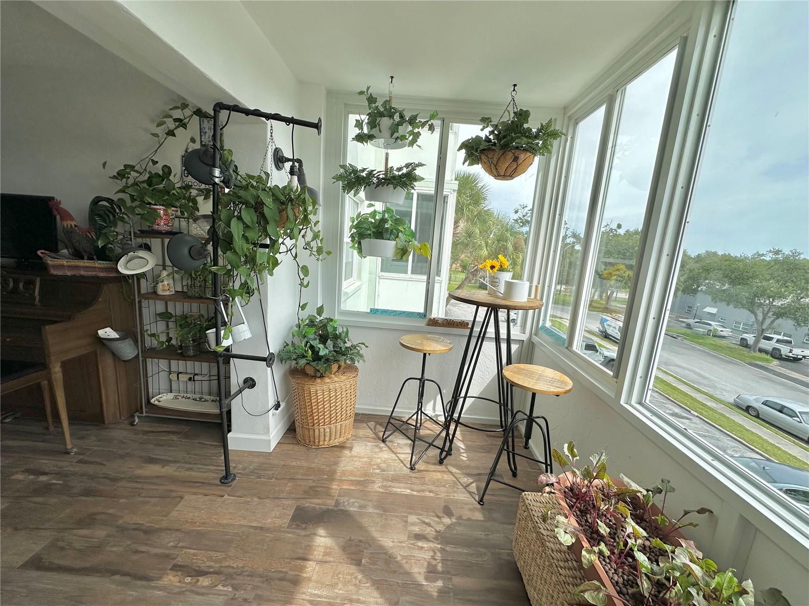 WAVERLY TOWERS CONDO - Residential