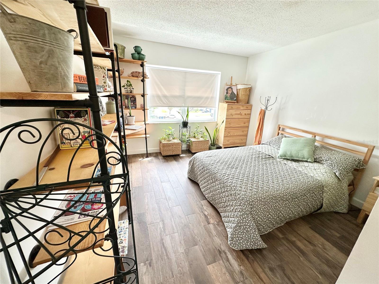 WAVERLY TOWERS CONDO - Residential