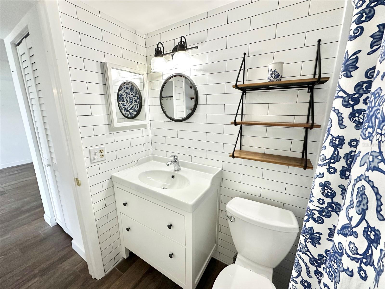 WAVERLY TOWERS CONDO - Residential