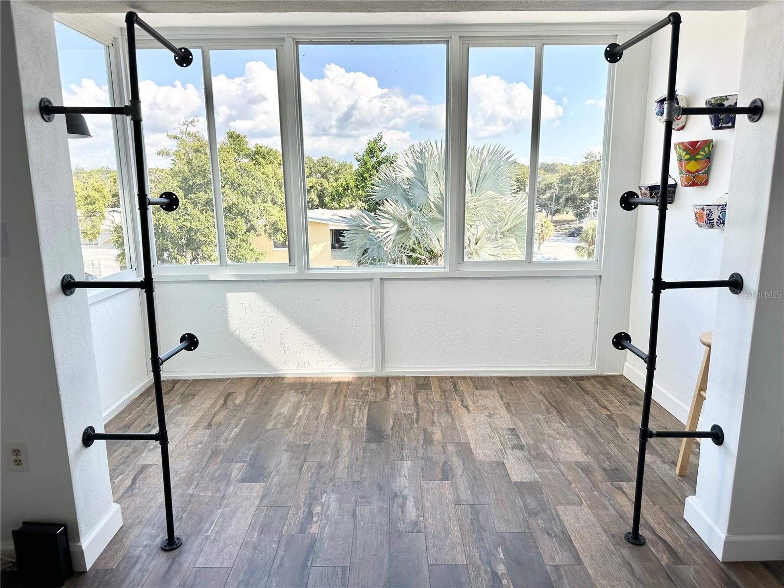 WAVERLY TOWERS CONDO - Residential