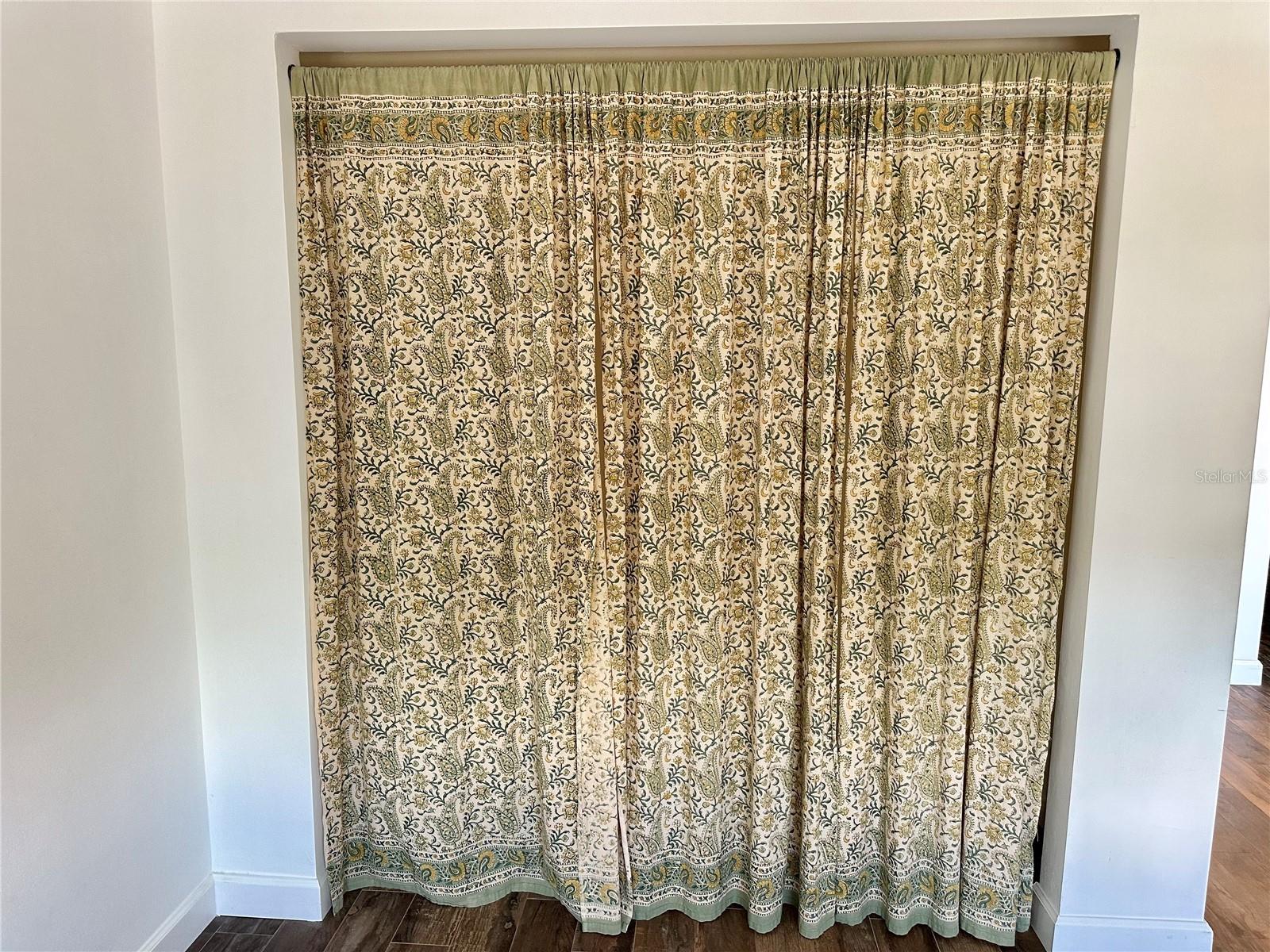 WAVERLY TOWERS CONDO - Residential