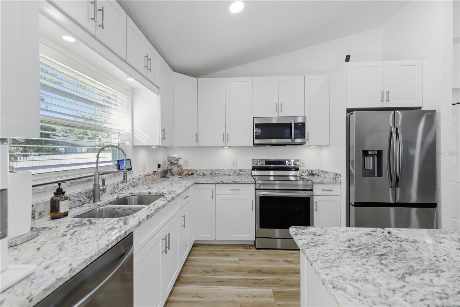 MARION OAKS UN SEVEN - Residential