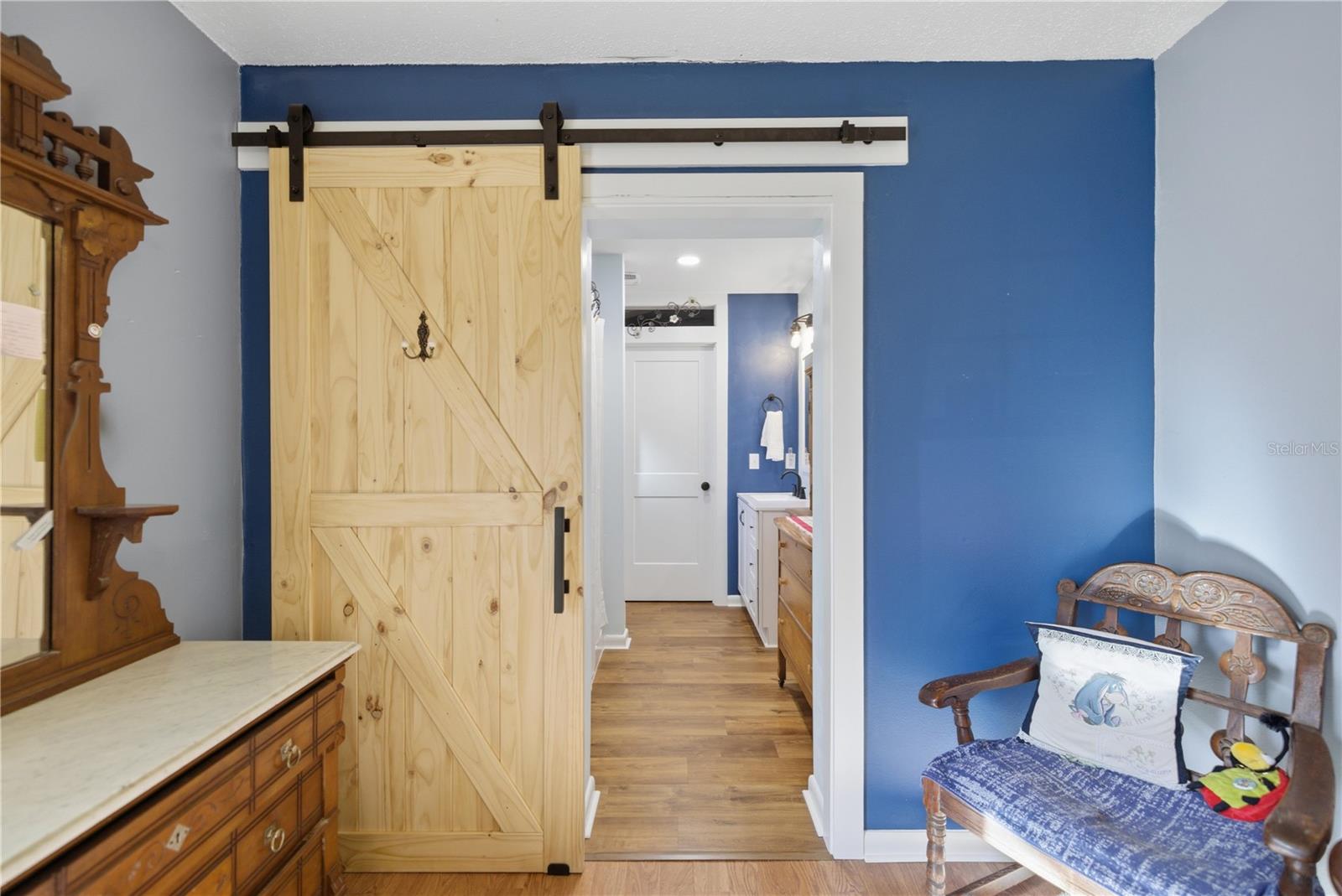 MEADOW RIDGE MOBIL HOMESITES - Residential