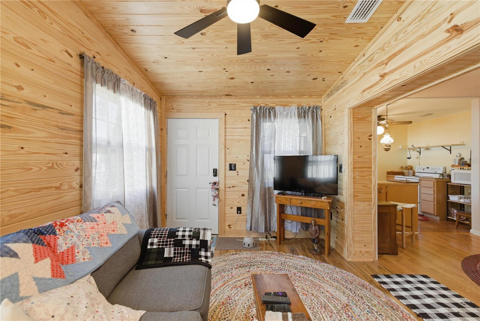 MEADOW RIDGE MOBIL HOMESITES - Residential