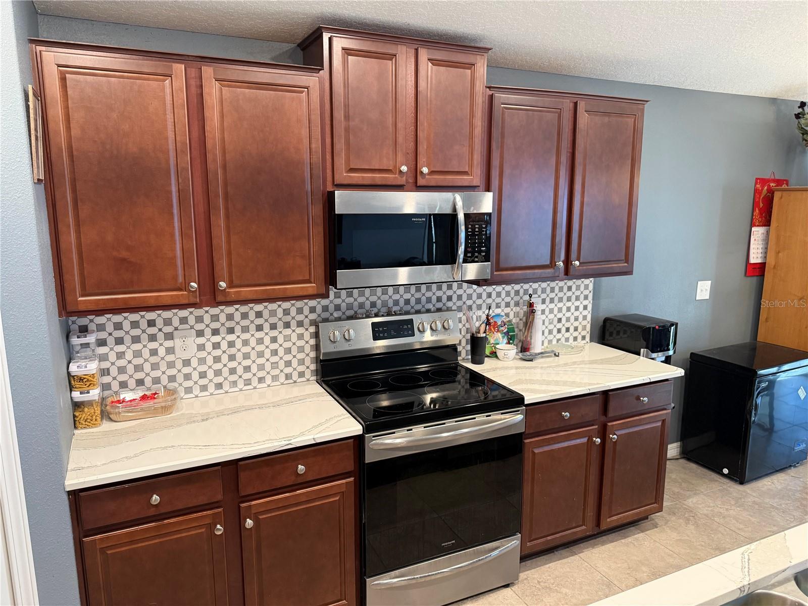 6629 WAGON TRAIL STREET