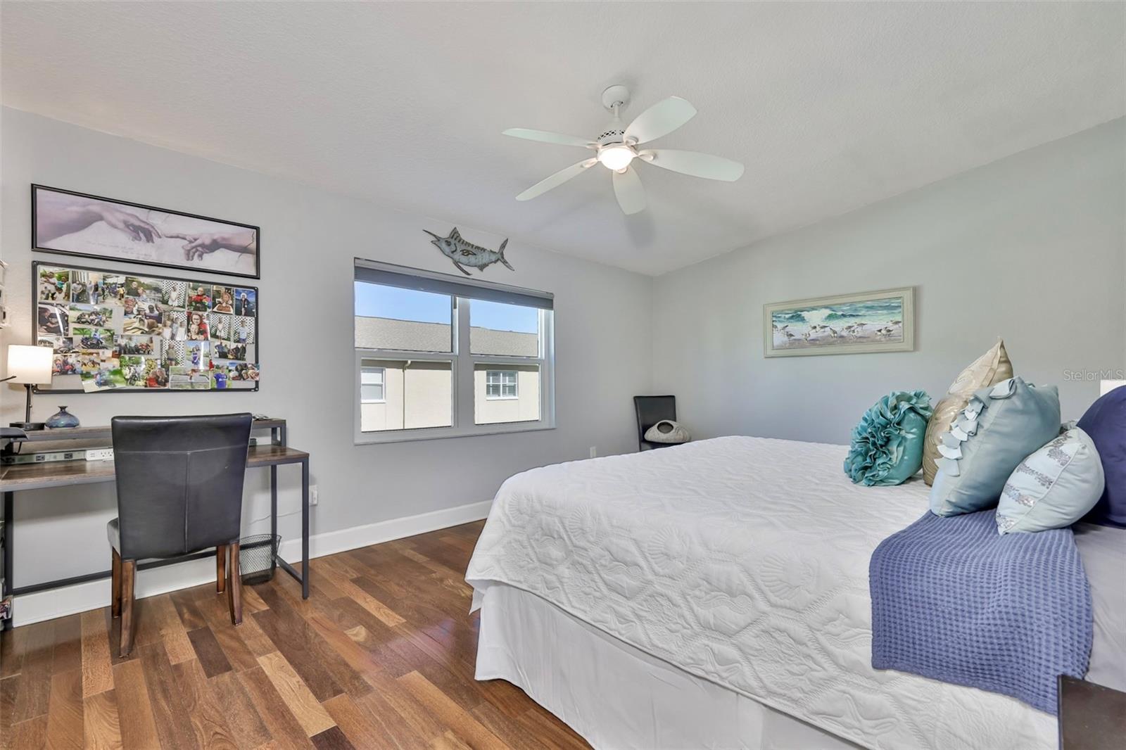 MARINERS LANDING - Residential