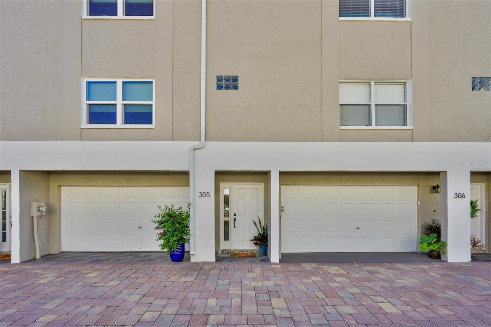 MARINERS LANDING - Residential