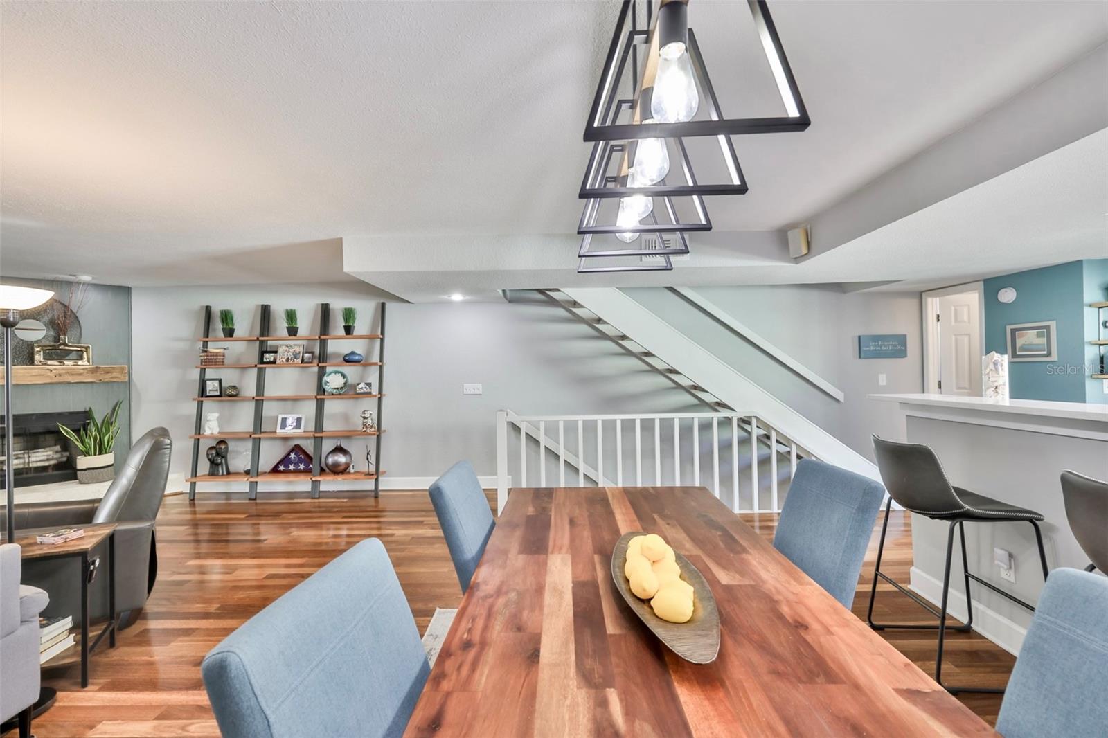 MARINERS LANDING - Residential