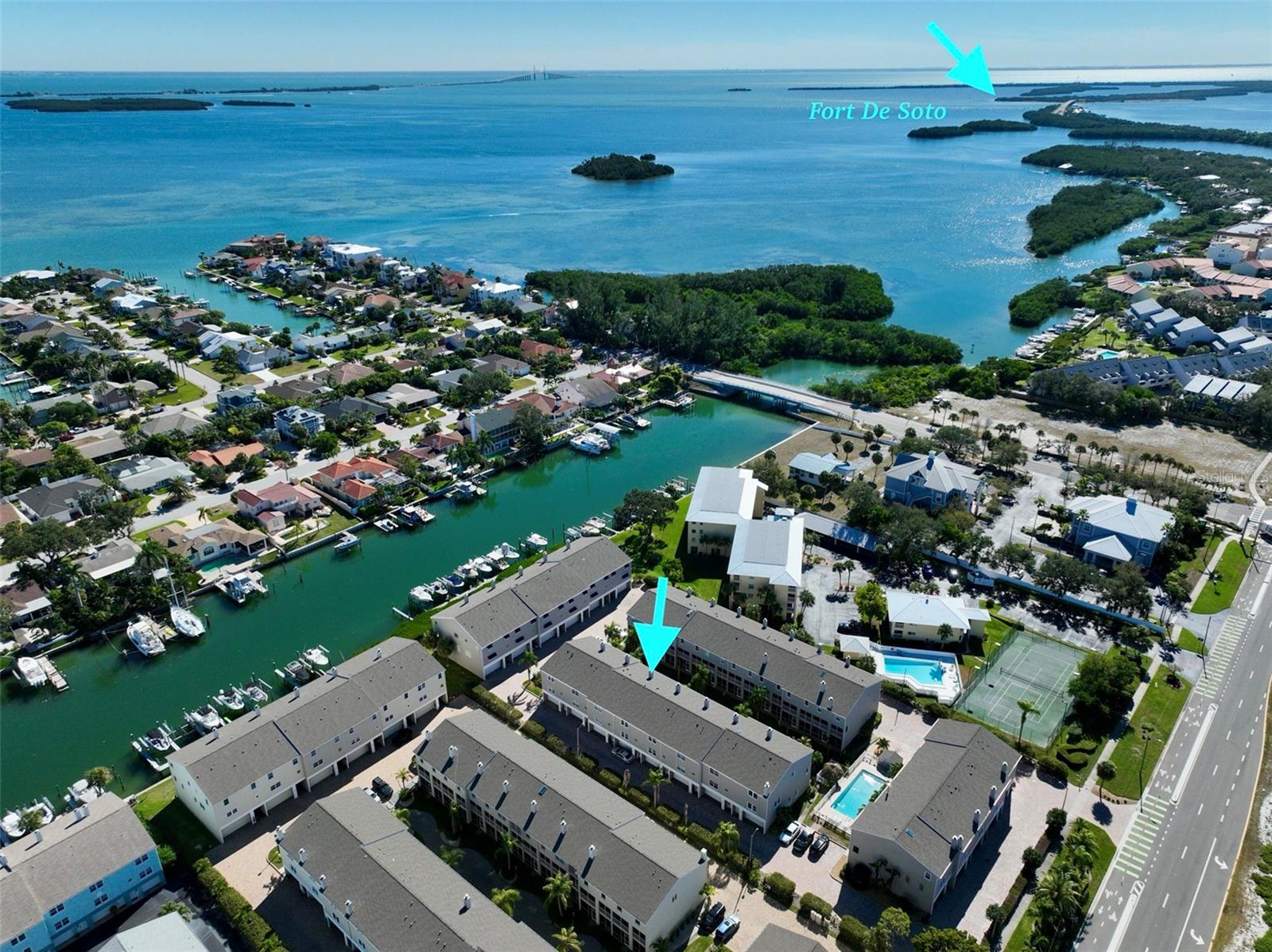 MARINERS LANDING - Residential