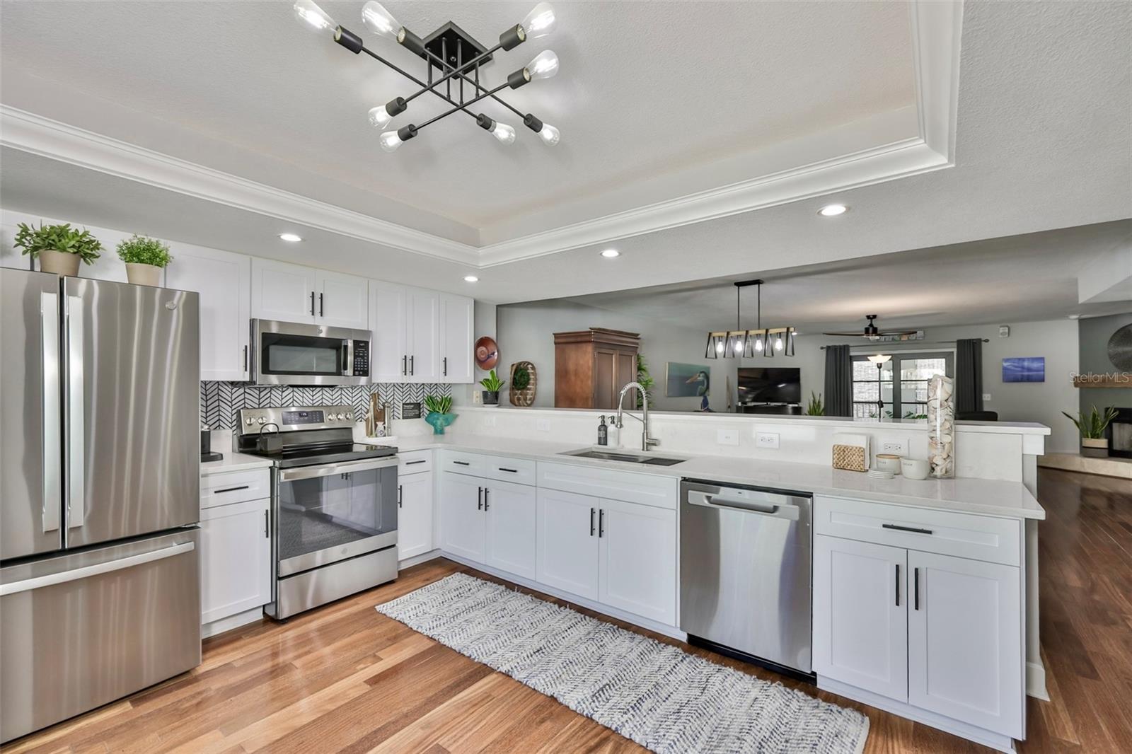 MARINERS LANDING - Residential