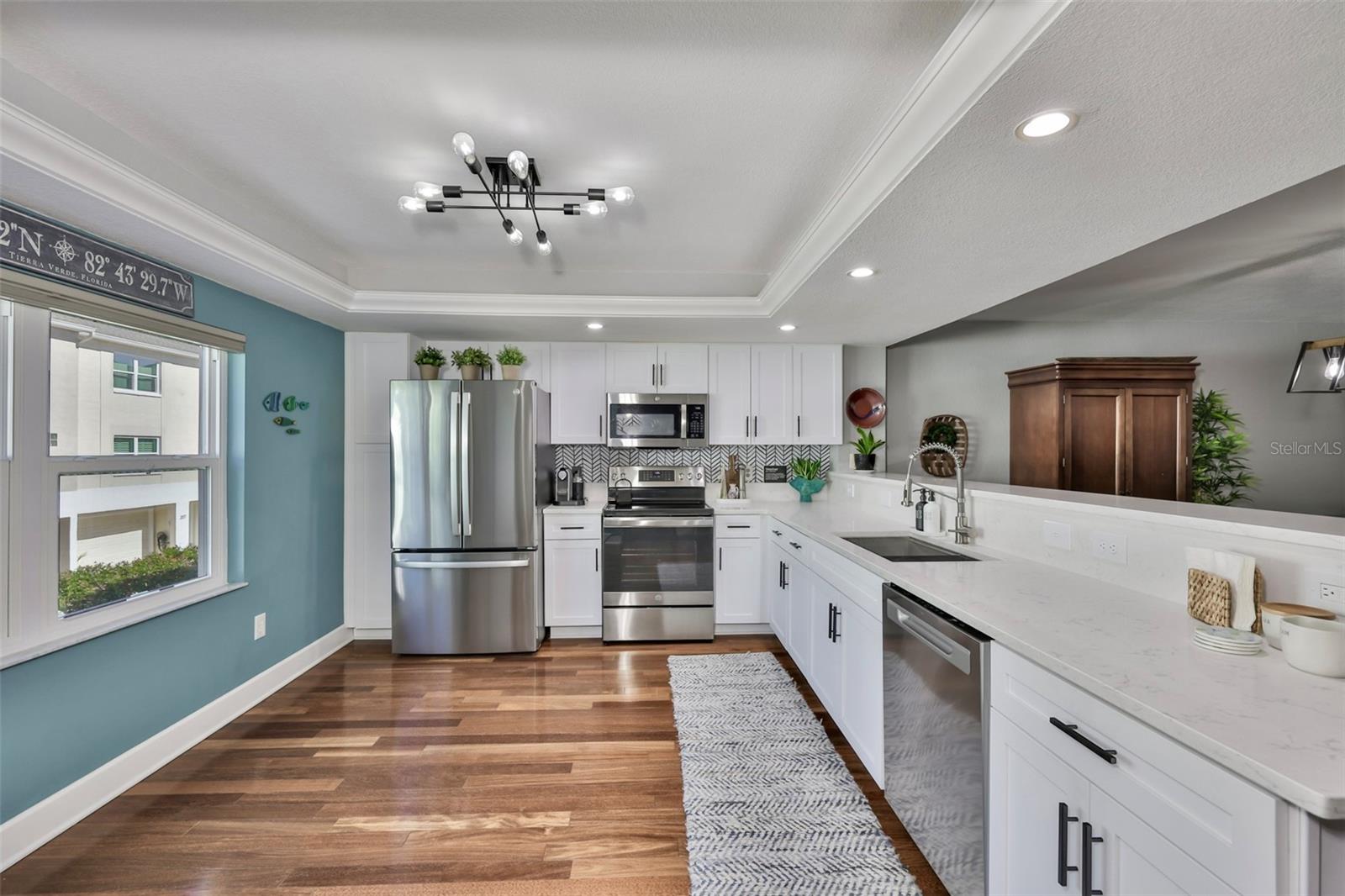 MARINERS LANDING - Residential