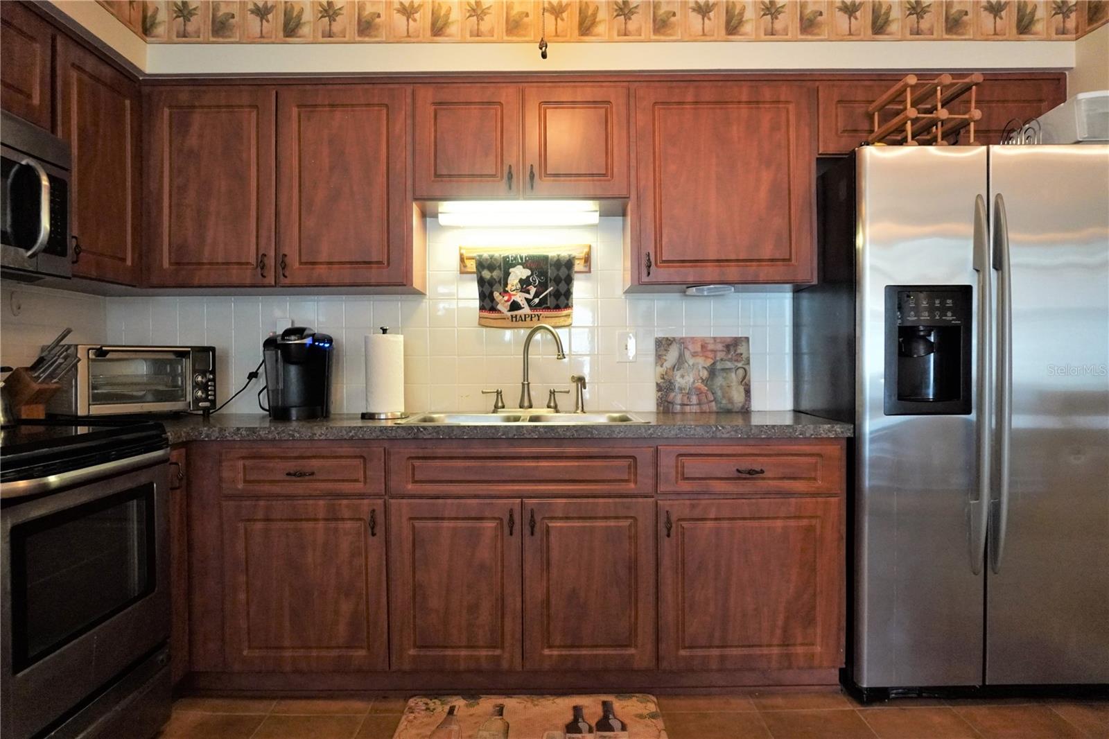 TAHITIAN GARDENS CONDO - Residential Lease