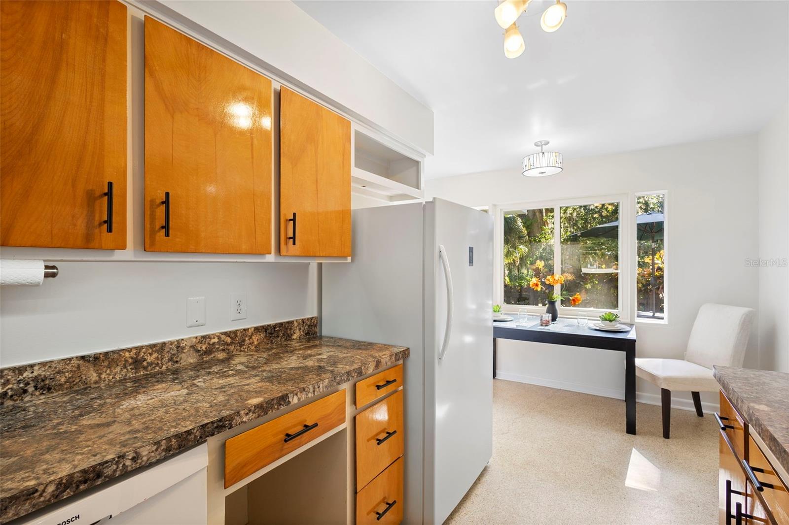 FLORIDA LAKE PARK PROPERTIES INC - Residential