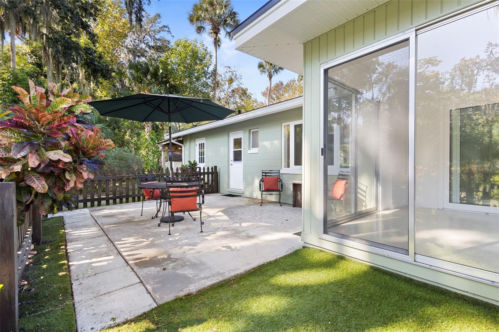 FLORIDA LAKE PARK PROPERTIES INC - Residential