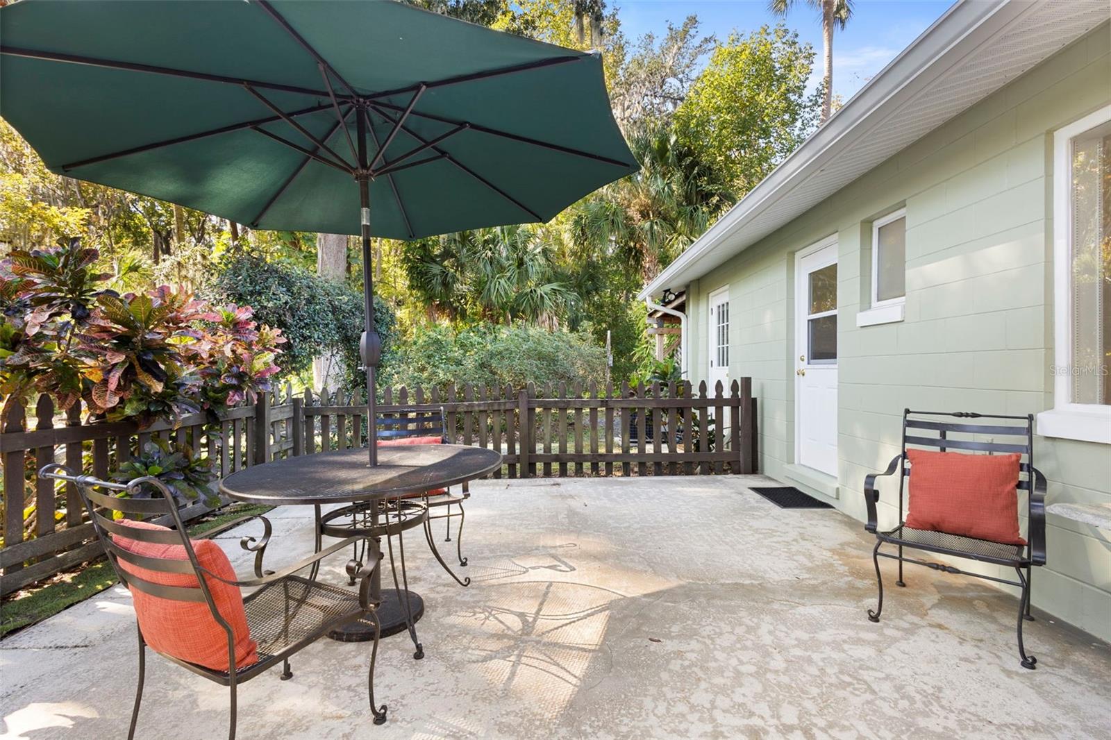 FLORIDA LAKE PARK PROPERTIES INC - Residential