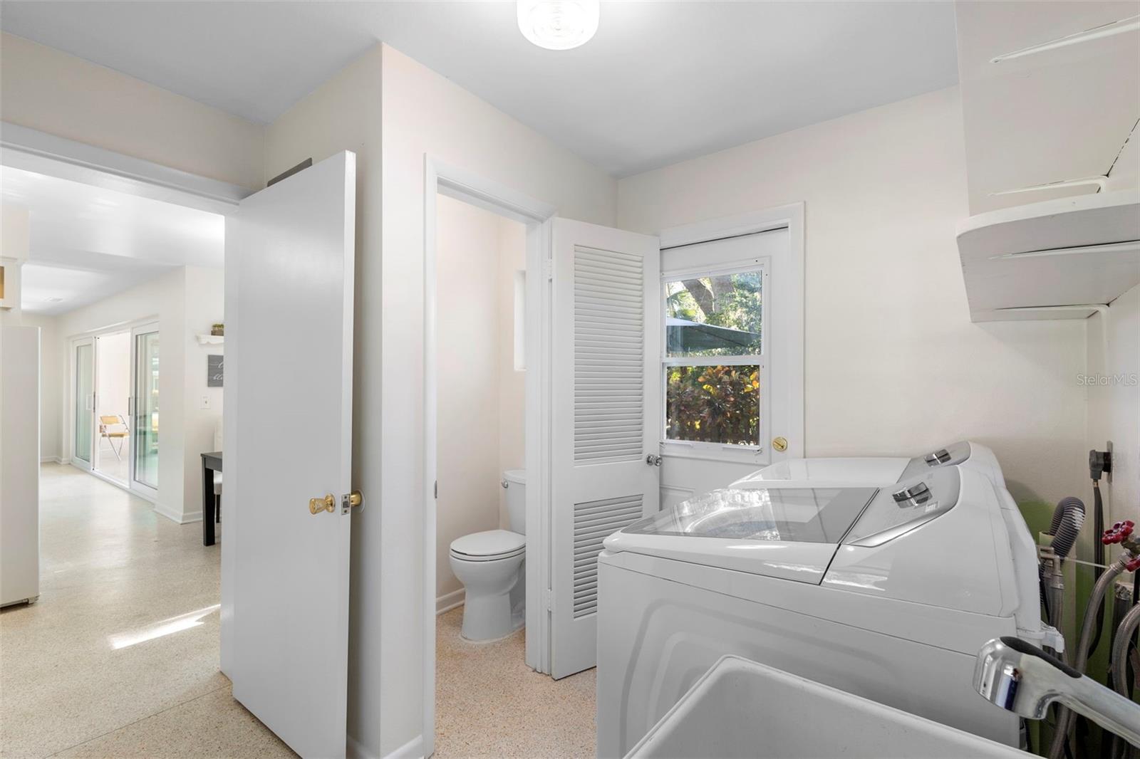 FLORIDA LAKE PARK PROPERTIES INC - Residential