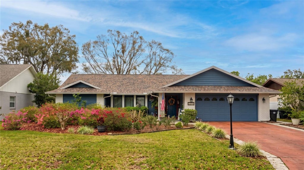Photo of 12808 Pintail Court, Riverview, FL 33569 (MLS # J1004012)