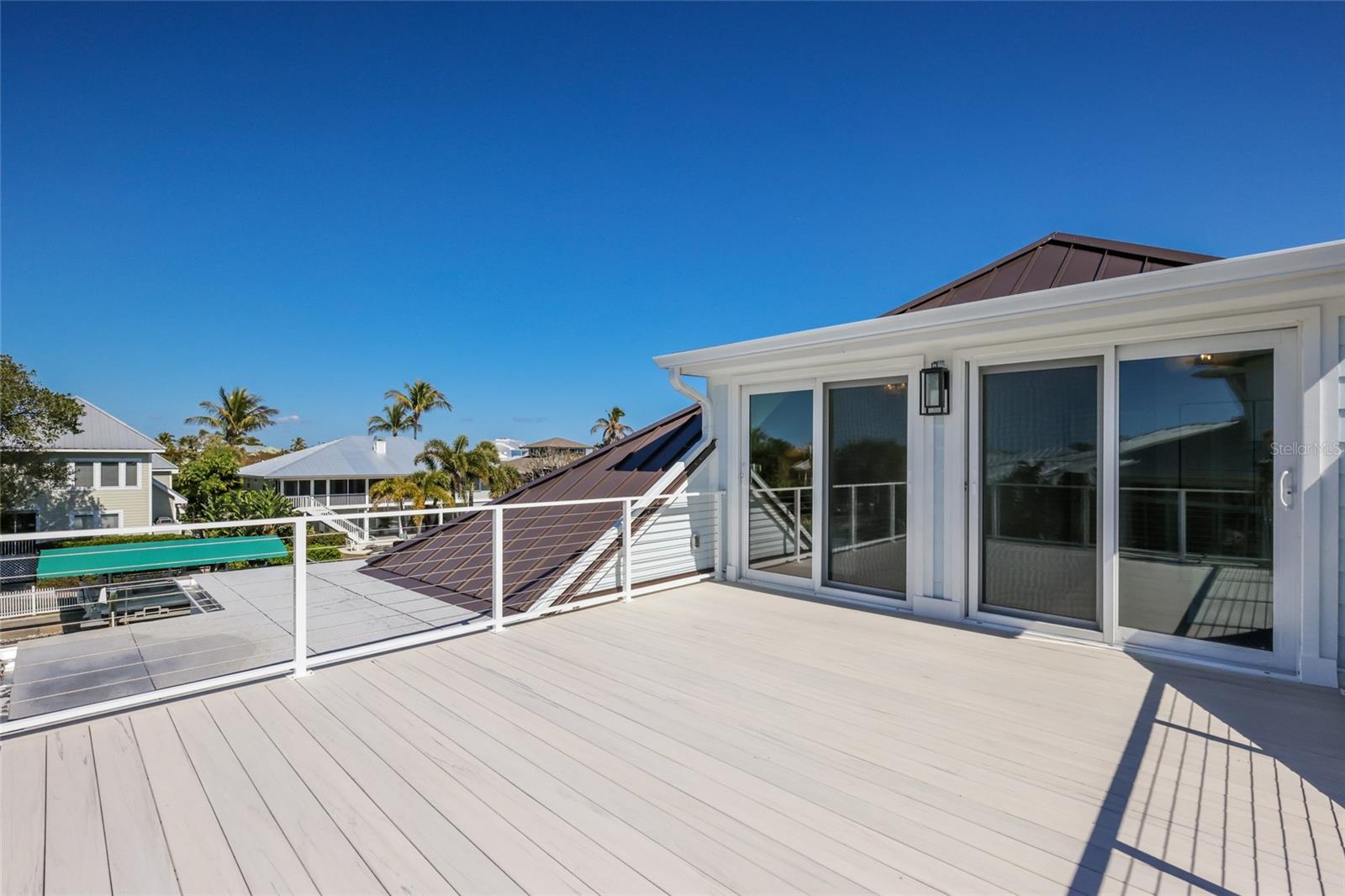 HARBOR DRIVE WATERWAYS - Residential