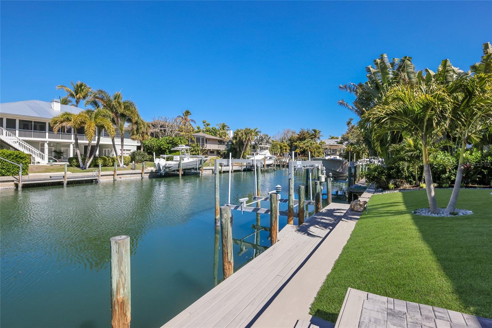 HARBOR DRIVE WATERWAYS - Residential