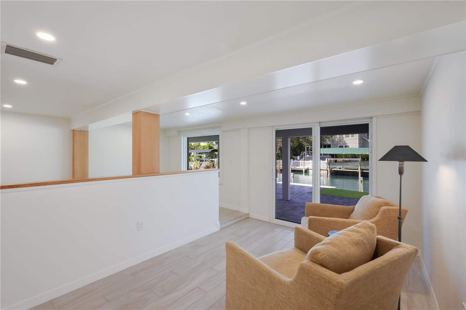 HARBOR DRIVE WATERWAYS - Residential