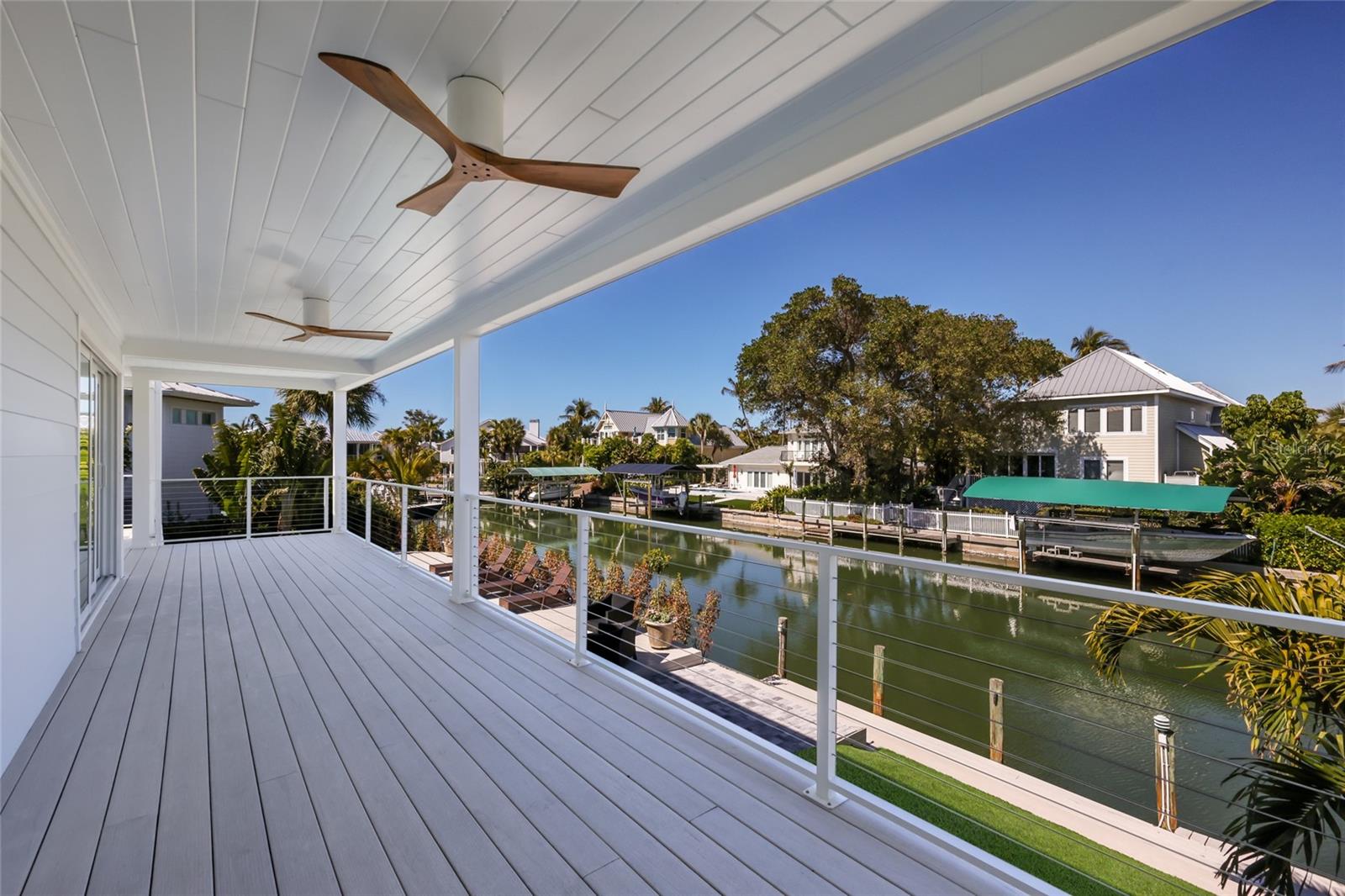 HARBOR DRIVE WATERWAYS - Residential