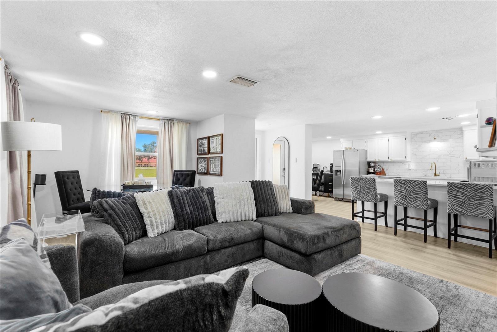WINTER GARDENS 4TH & 5TH UNITS - Residential