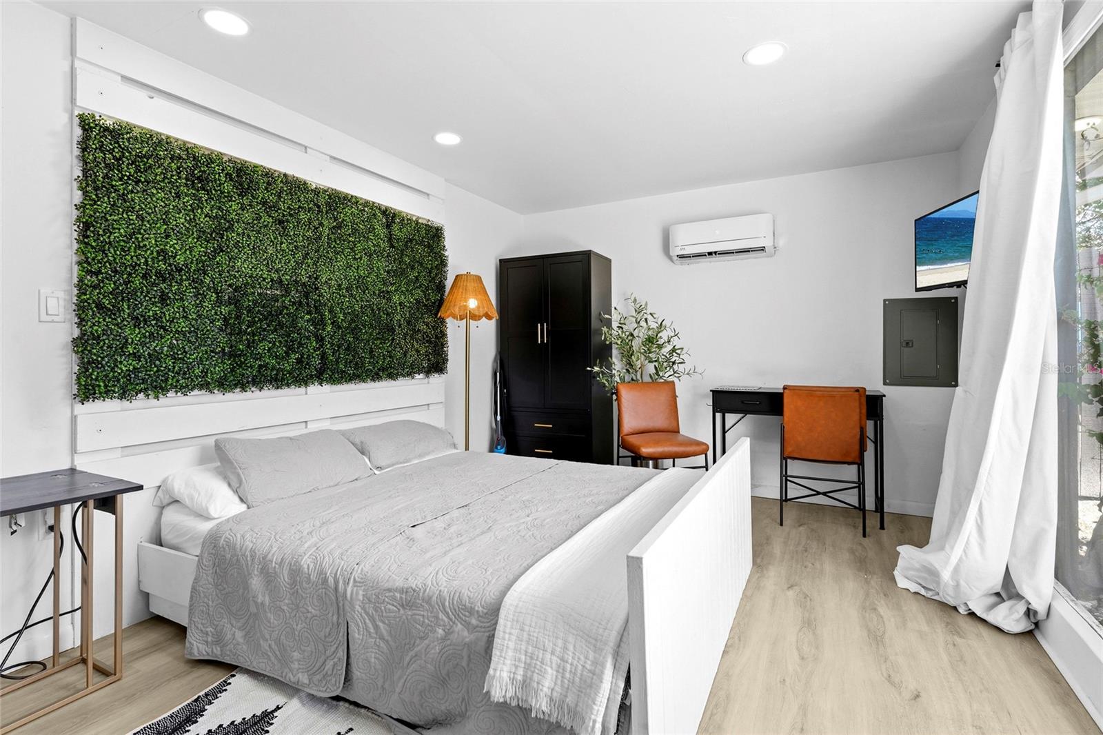 WINTER GARDENS 4TH & 5TH UNITS - Residential