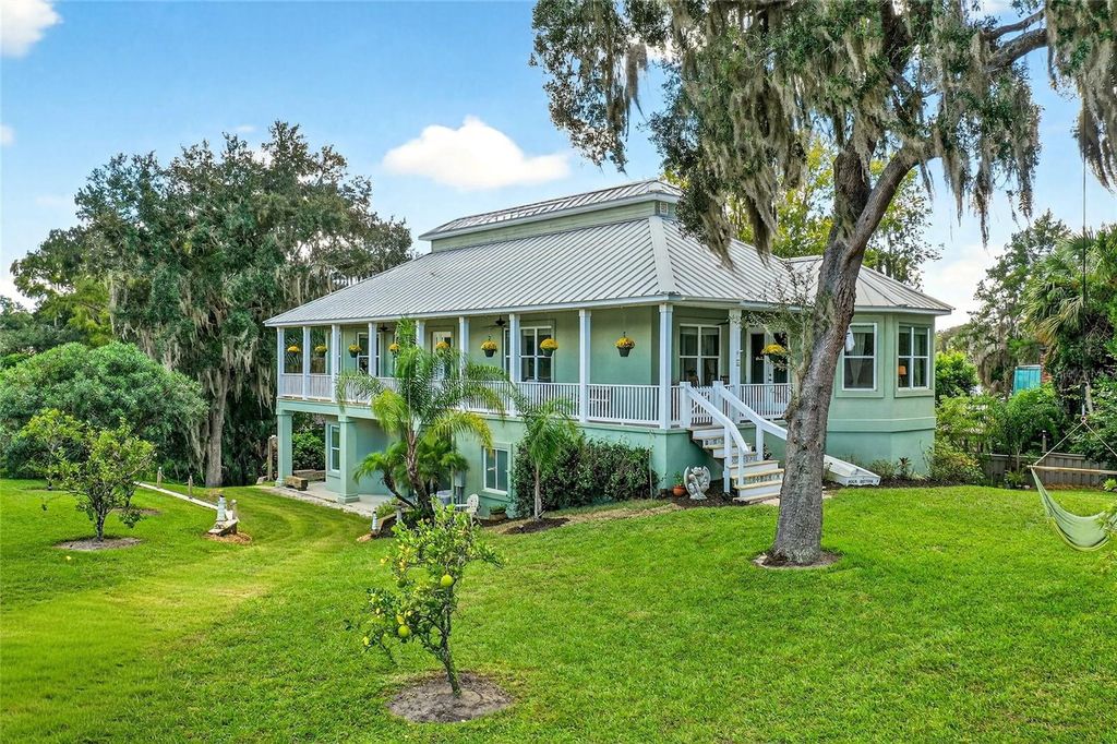 Photo of 301 Saratoga Drive, Satsuma, FL 32189 (MLS # FC313517)