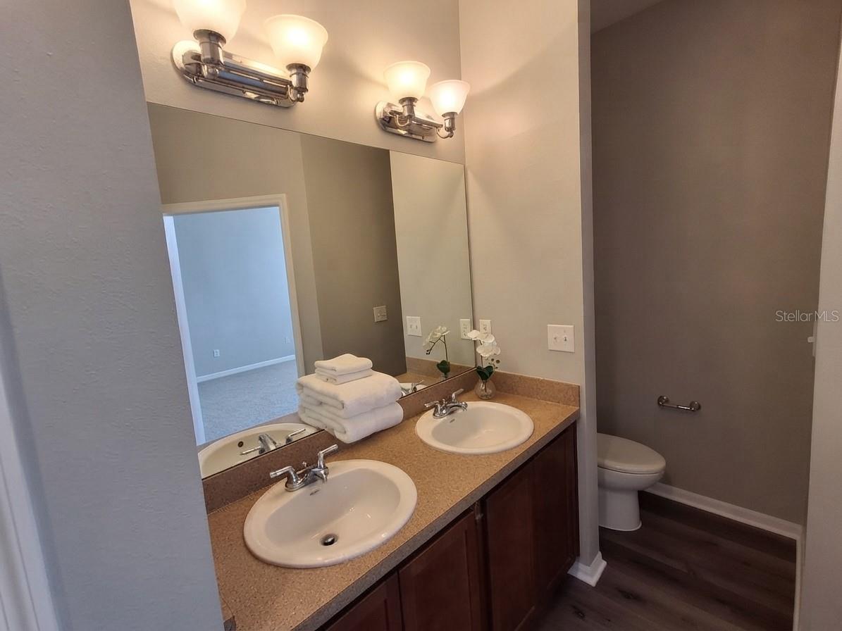 8319 KING BLOSSOM COURT