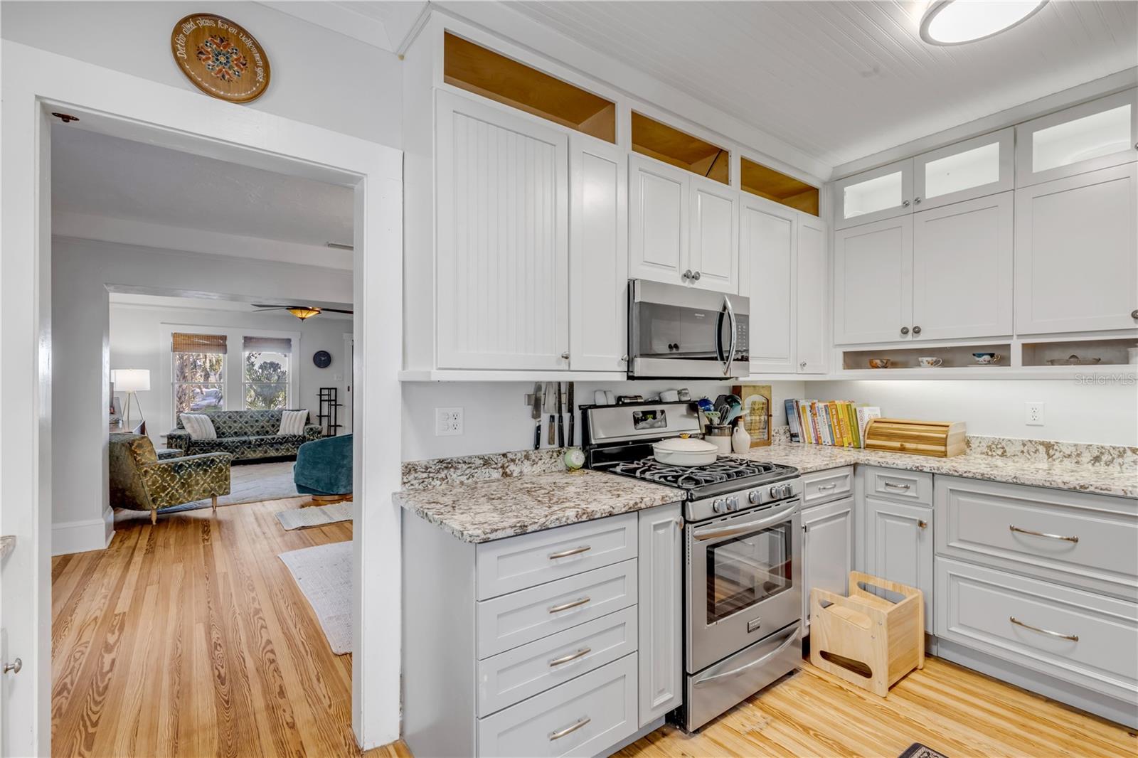 NO SUBDIVISION - Residential