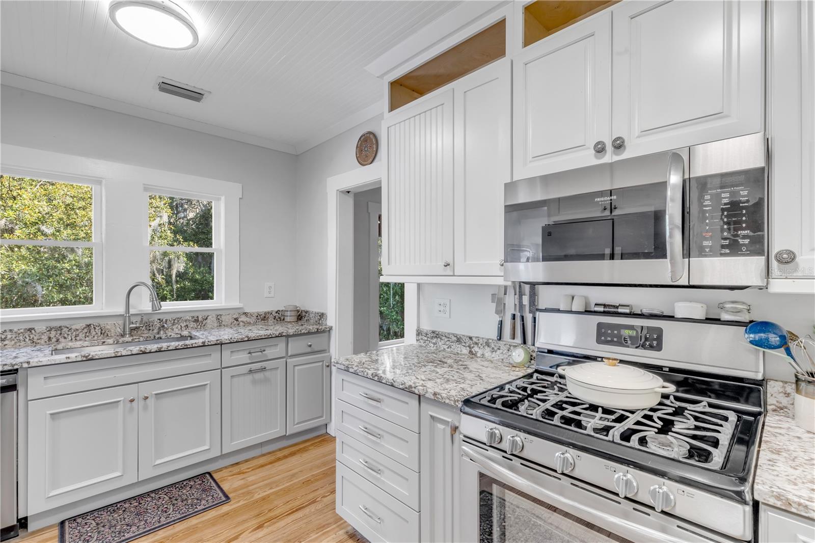 NO SUBDIVISION - Residential