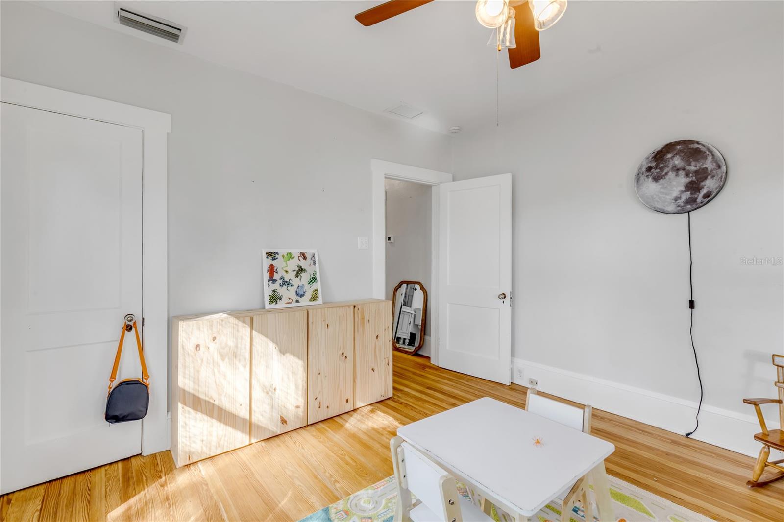 NO SUBDIVISION - Residential